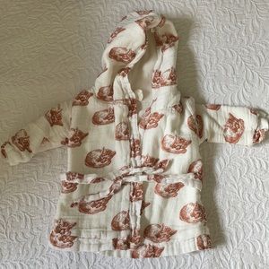 Kate Quinn Robe